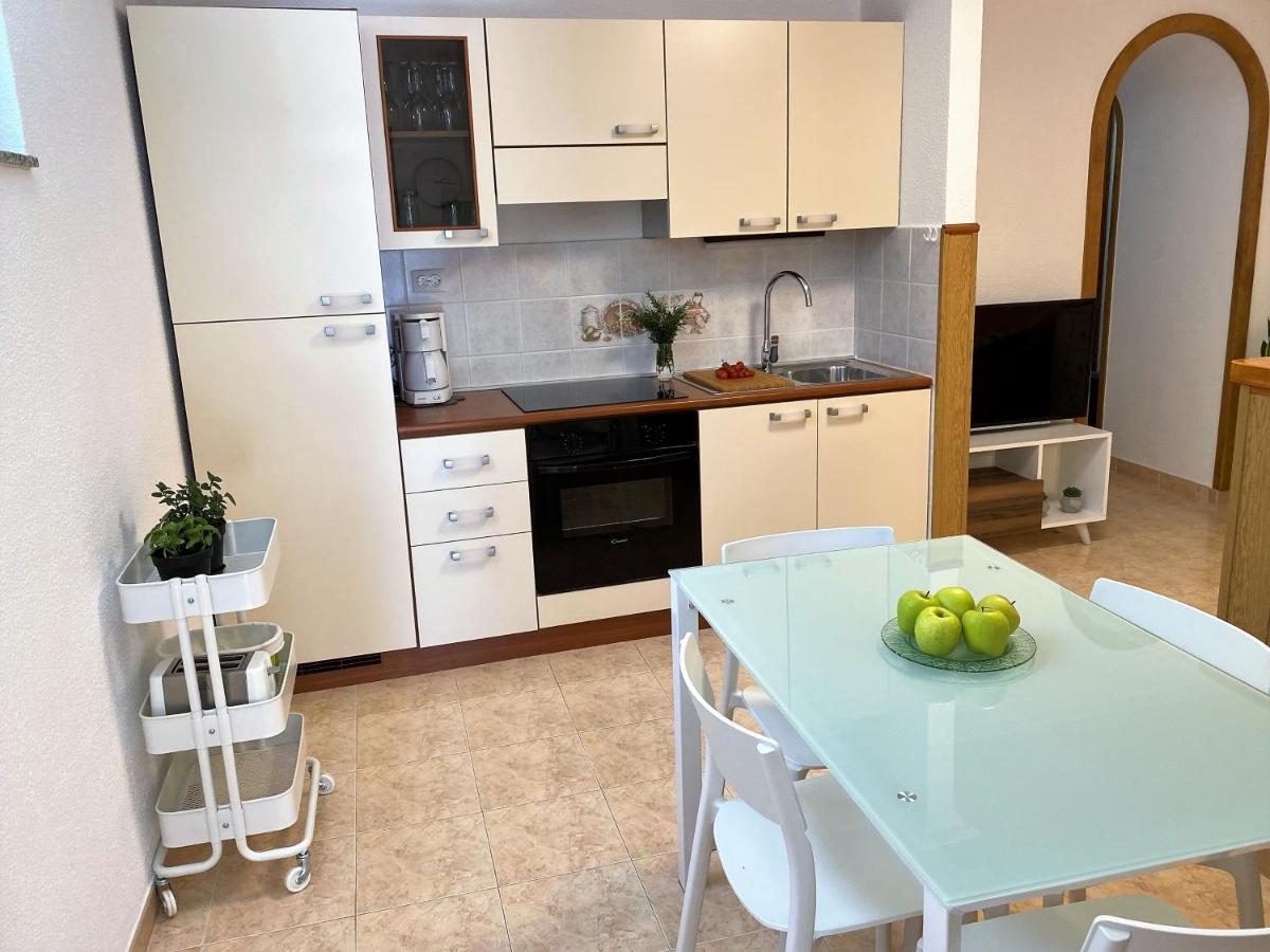 Guest House Deskovic Mošćenička Draga Quarto foto