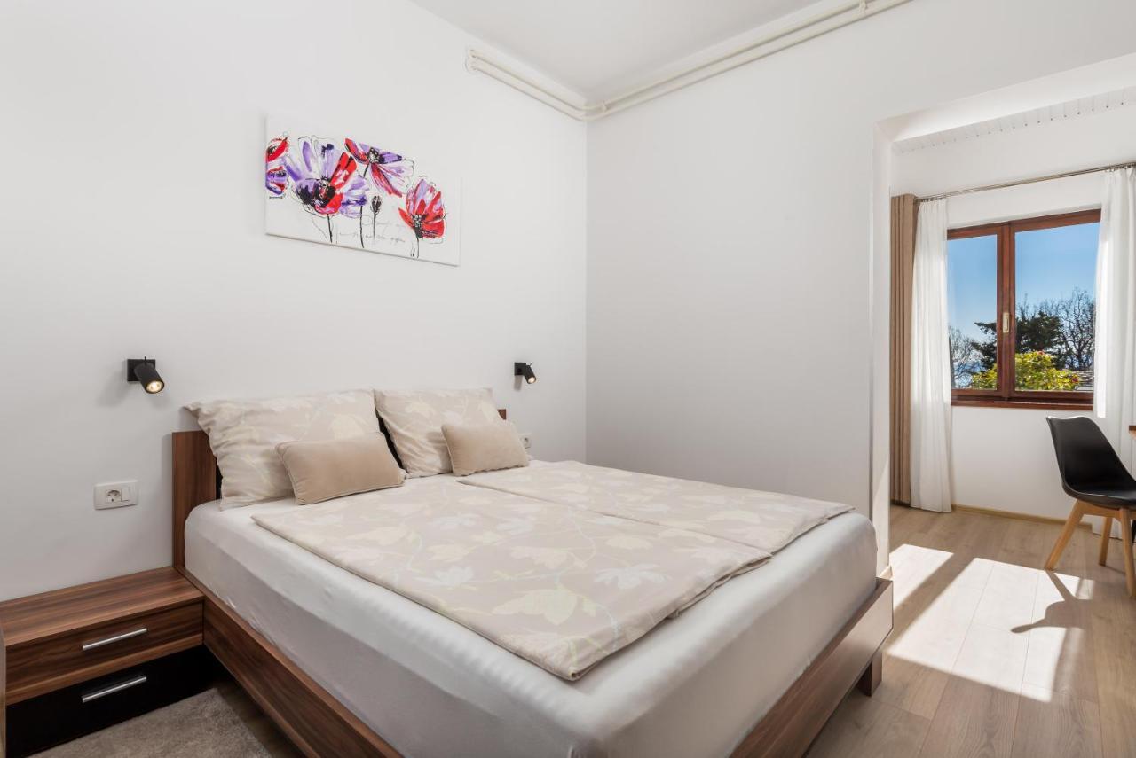Guest House Deskovic Mošćenička Draga Quarto foto