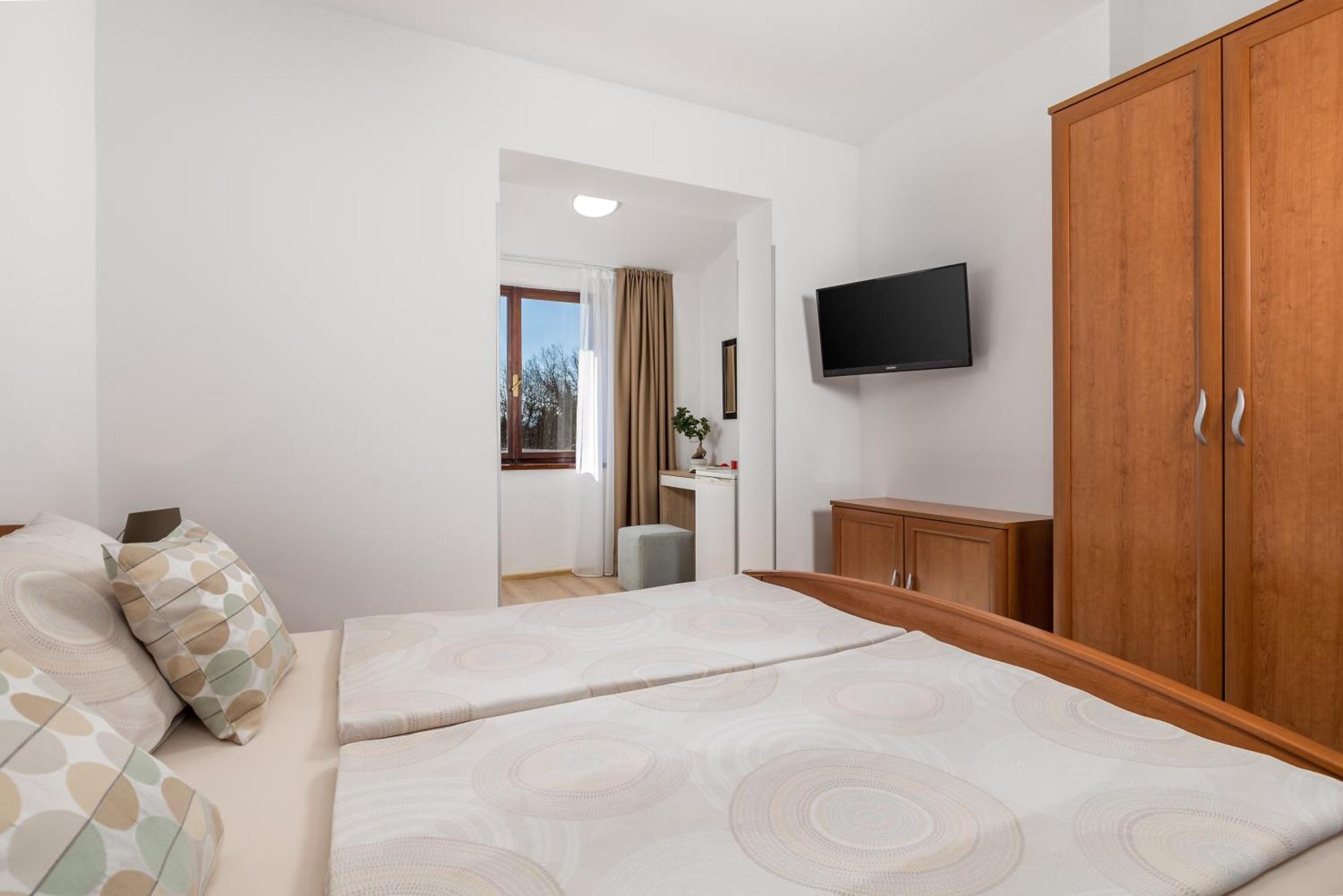 Guest House Deskovic Mošćenička Draga Quarto foto